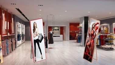 Digital Indoor LED Poster P2.5 High Definition 3500 Nit 2880 Hz In Shopping Mall